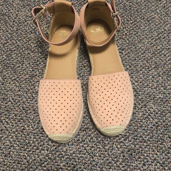 GB Pink Espadrilles - Picture 1 of 5
